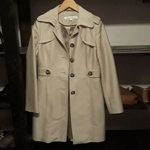 Kenneth Cole fitted trench coat